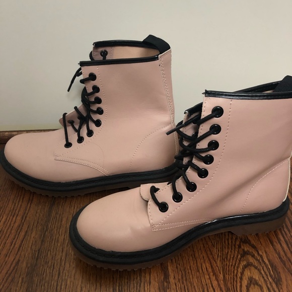 Color Block Combat Boots (Pink) - Picture 8 of 8